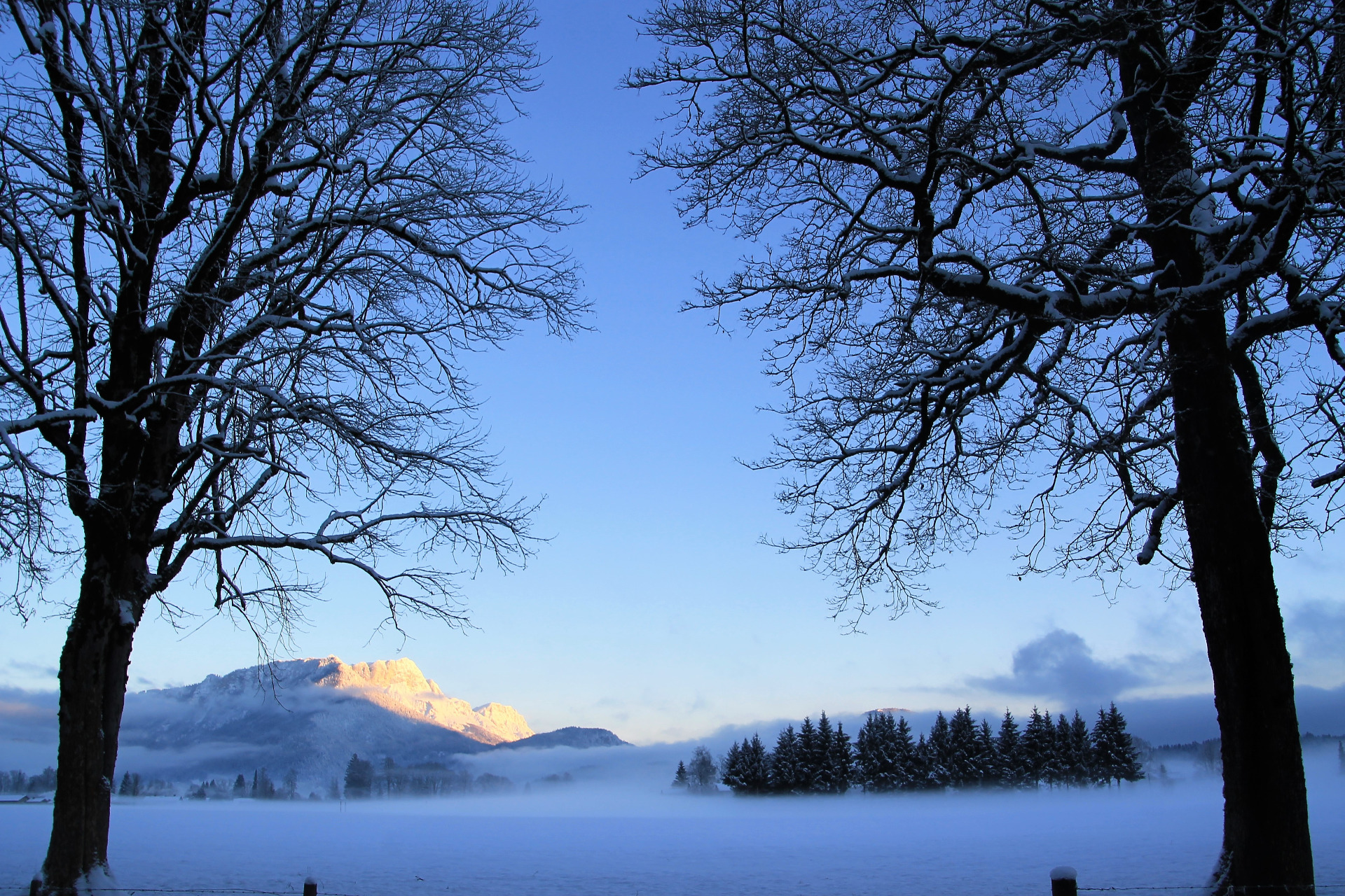 Vor unserer Haustüre